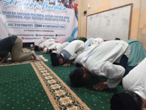 sholat berjamaah di albirru