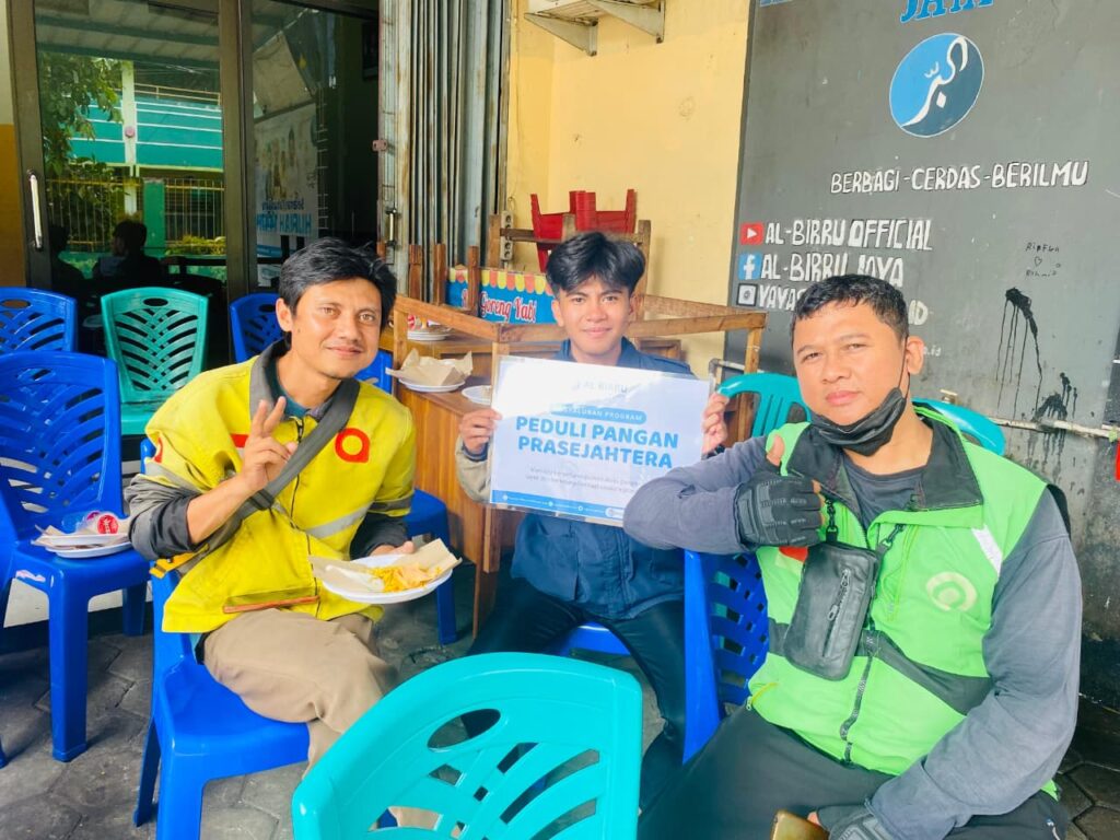 Sarapan Gratis di ALBIRRU