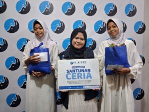 foto bersama anak anak binaan